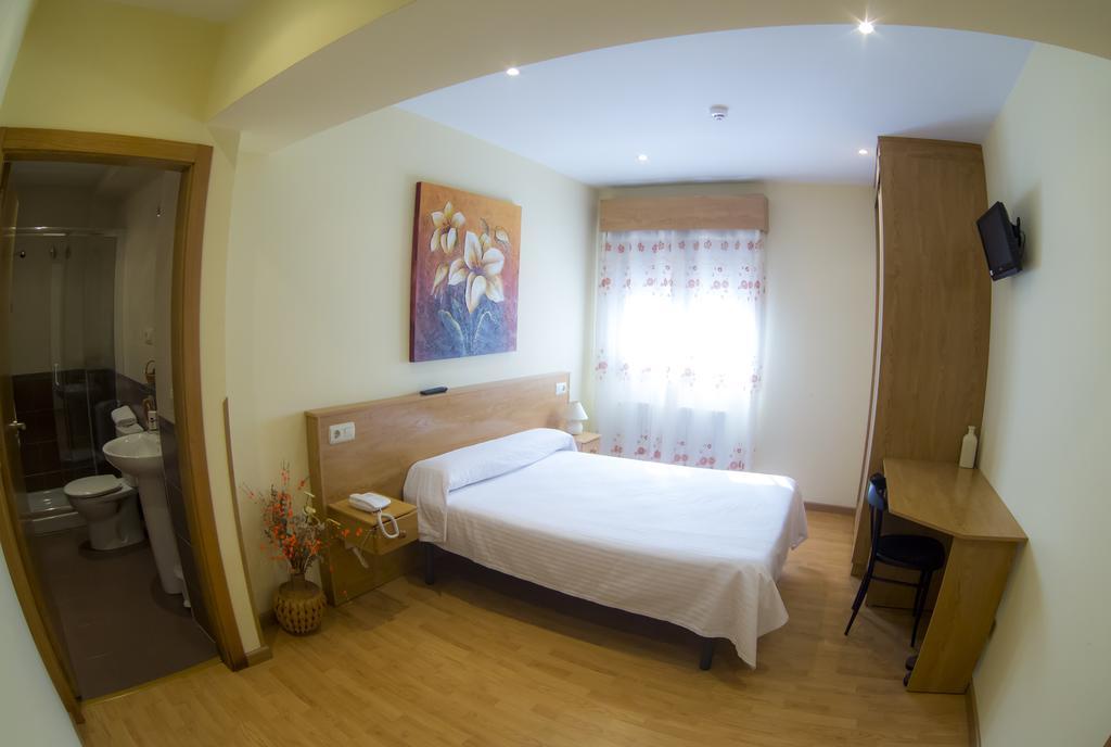 Hotel El Horreo De Avilés Zimmer foto